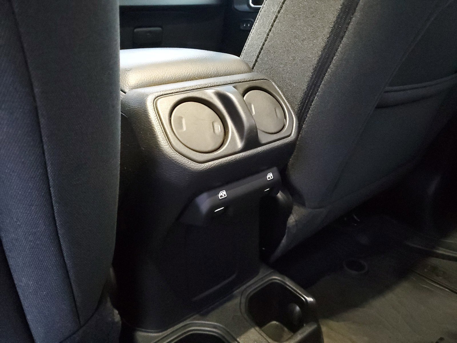 Used 2024 Jeep Gladiator Sport image 15