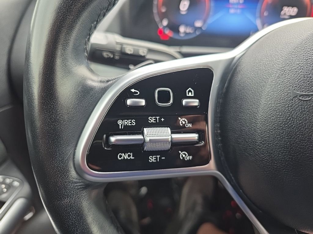 Used 2023 Mercedes-Benz GLA 250 4MATIC image 15