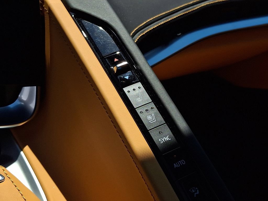 Used 2022 Chevrolet Corvette Stingray Premium Cpe w/ Z51 Performance Package RWD image 15