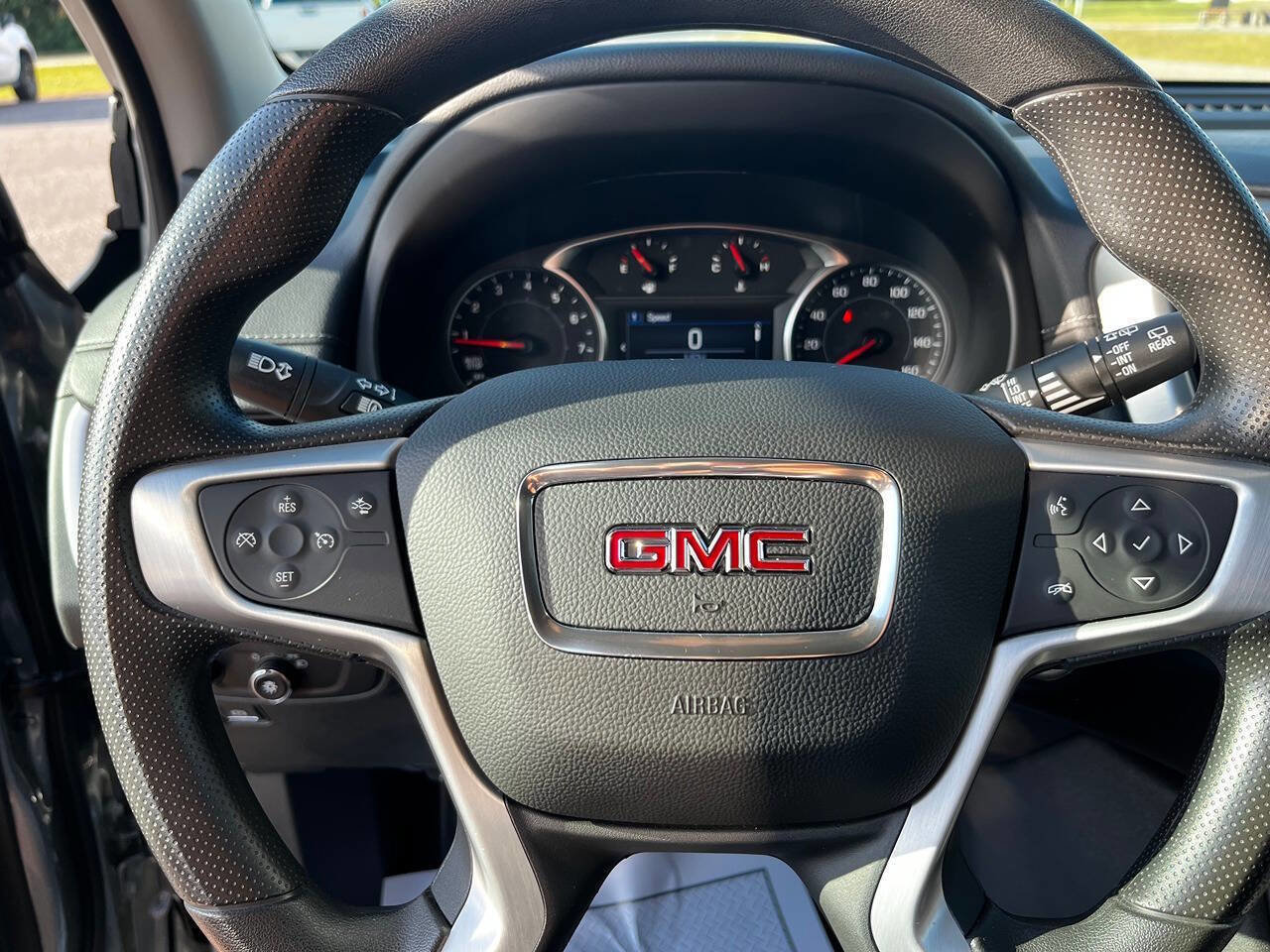 Used 2024 GMC Terrain SLE image 20