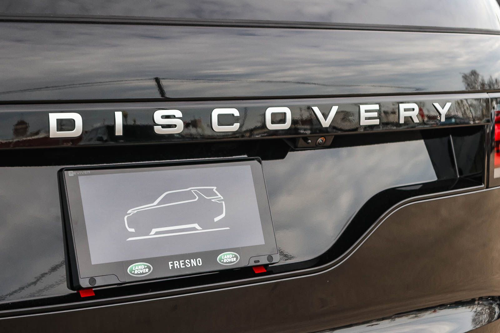New 2026 Land Rover Discovery S image 12