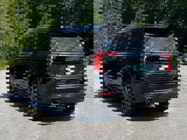 New 2025 GMC Yukon Denali Ultimate w/ LPO, Floor Liner Package image 5