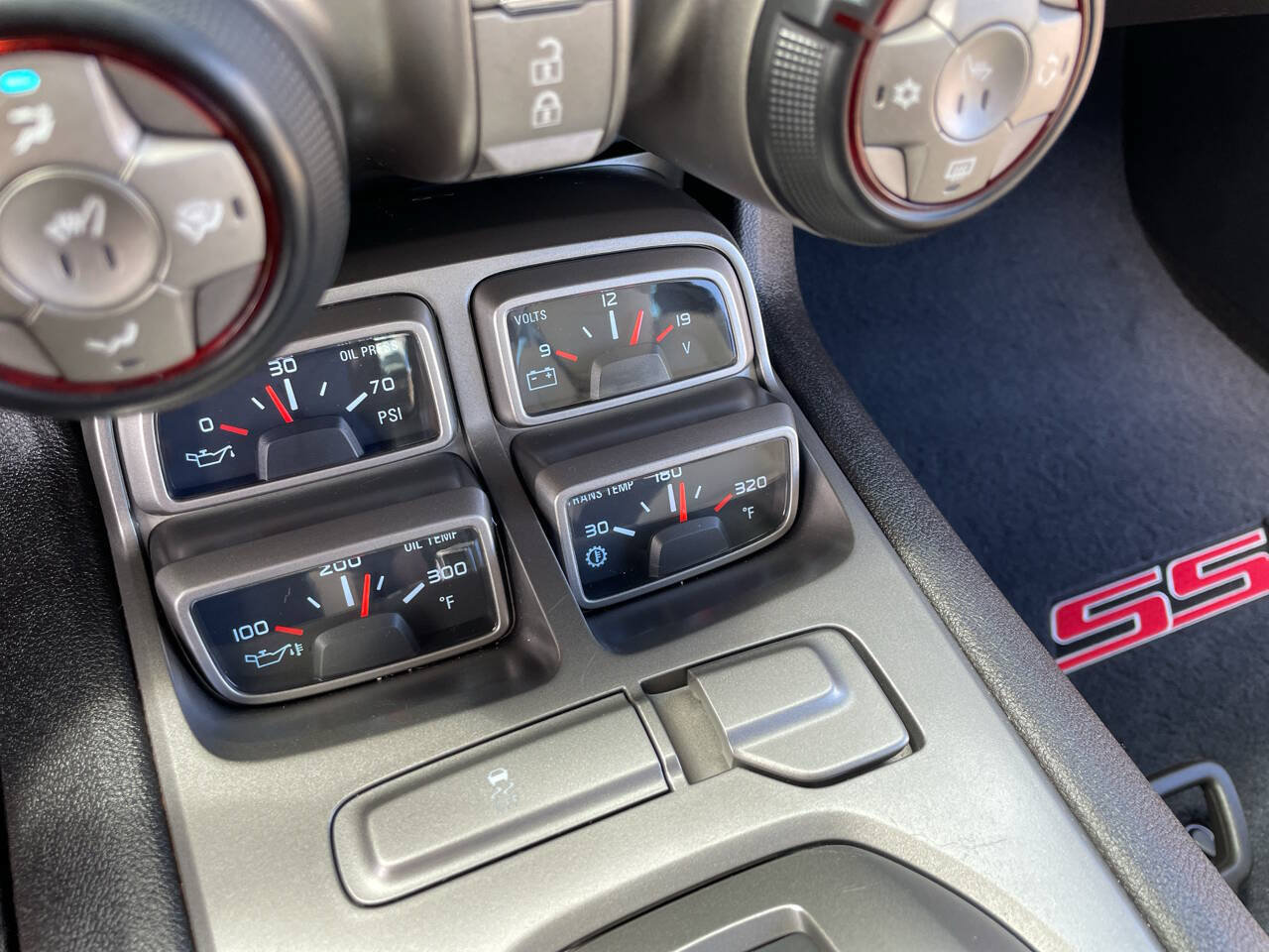 Used 2010 Chevrolet Camaro SS w/ LPO, Ground Effects Package RWD image 27