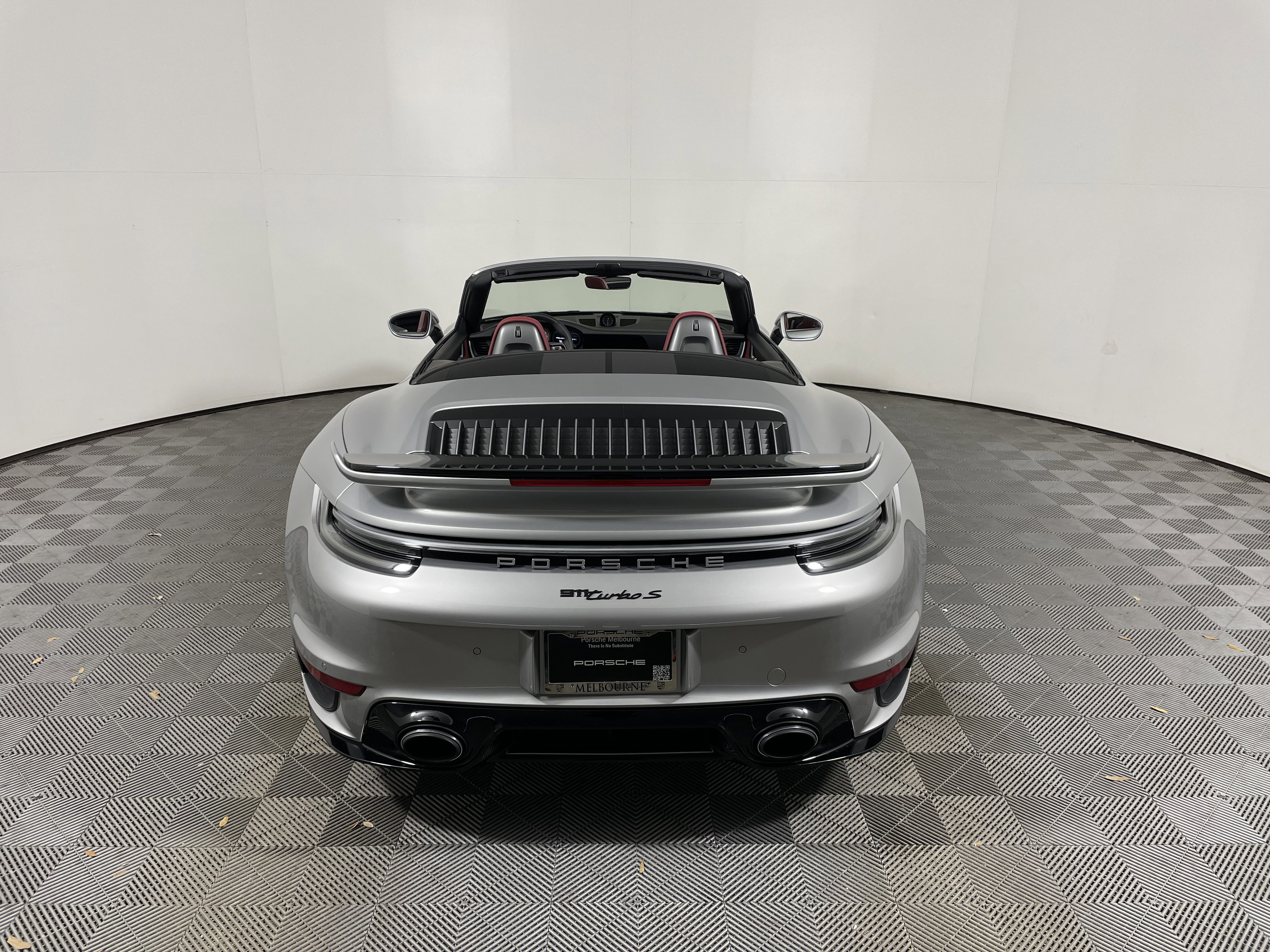 Certified 2025 Porsche 911 Turbo S image 6
