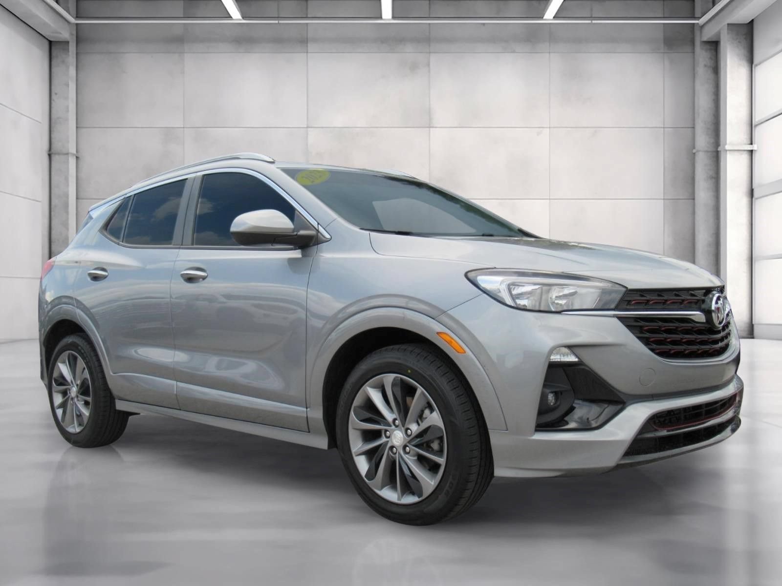 Used 2023 Buick Encore GX Select w/ Sport Touring Package FWD image 1