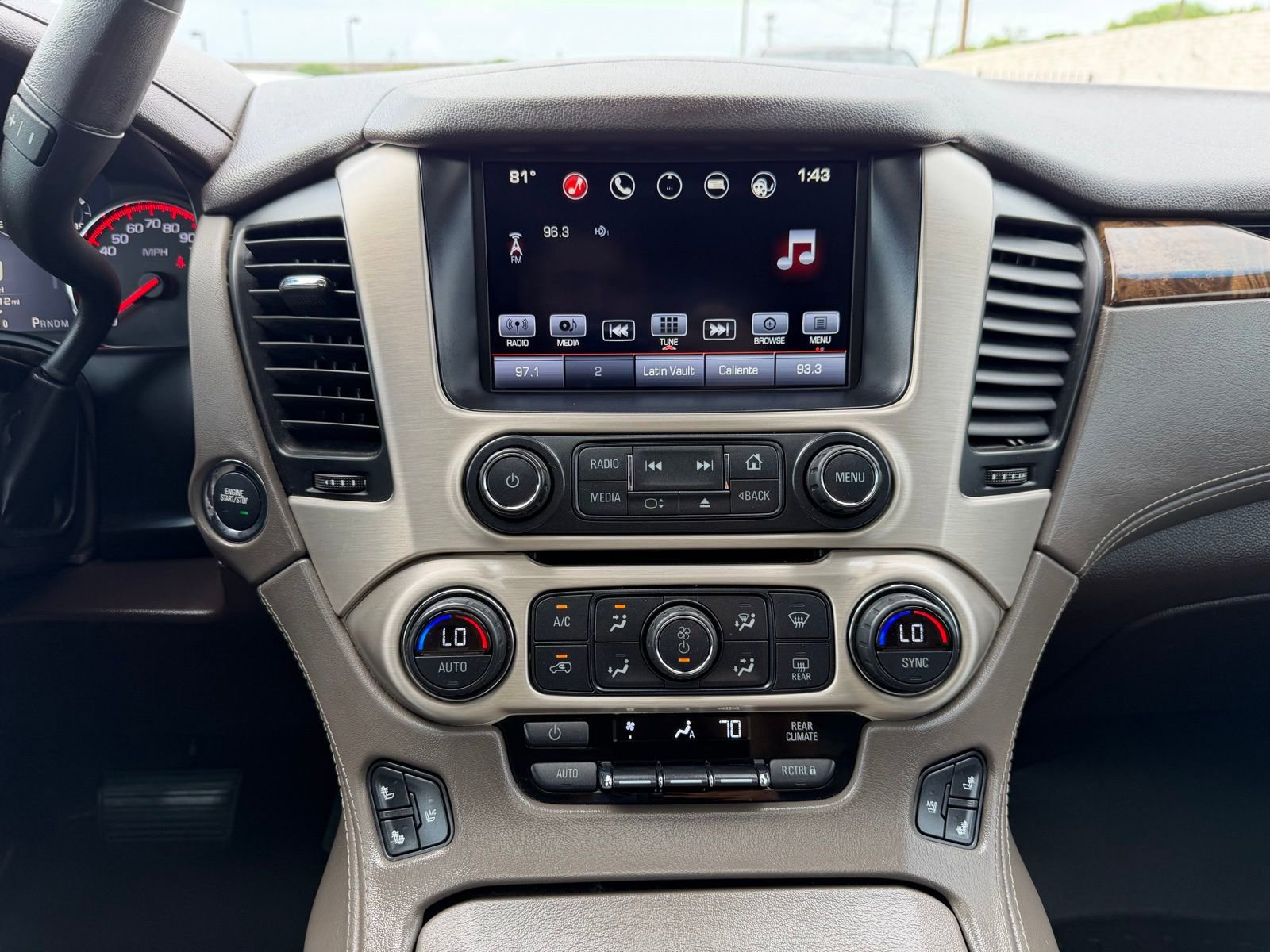 Used 2016 GMC Yukon Denali w/ Open Road Package AWD/4WD image 14