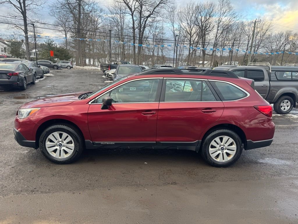 Used 2017 Subaru Outback 2.5i AWD/4WD image 4