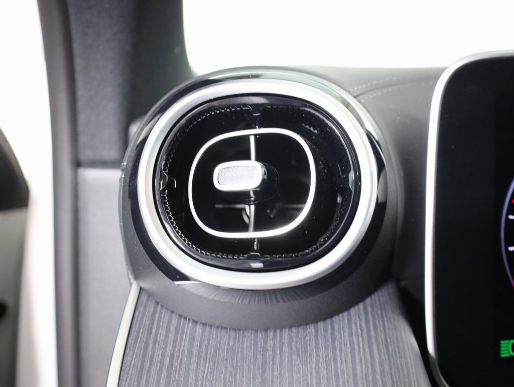 Certified 2025 Mercedes-Benz GLC 300 4MATIC image 14