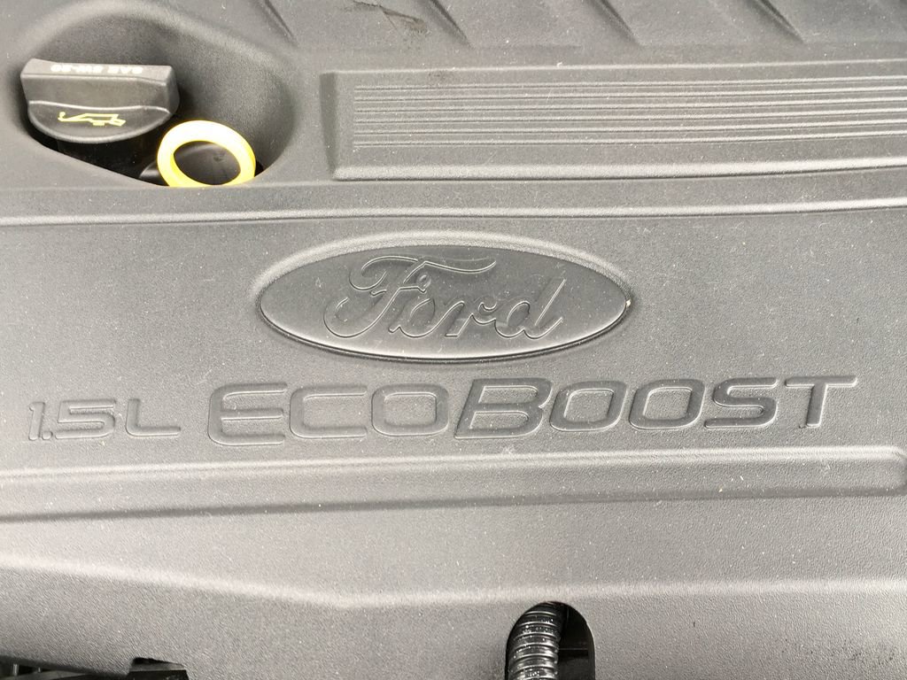 Used 2017 Ford Fusion SE FWD image 13