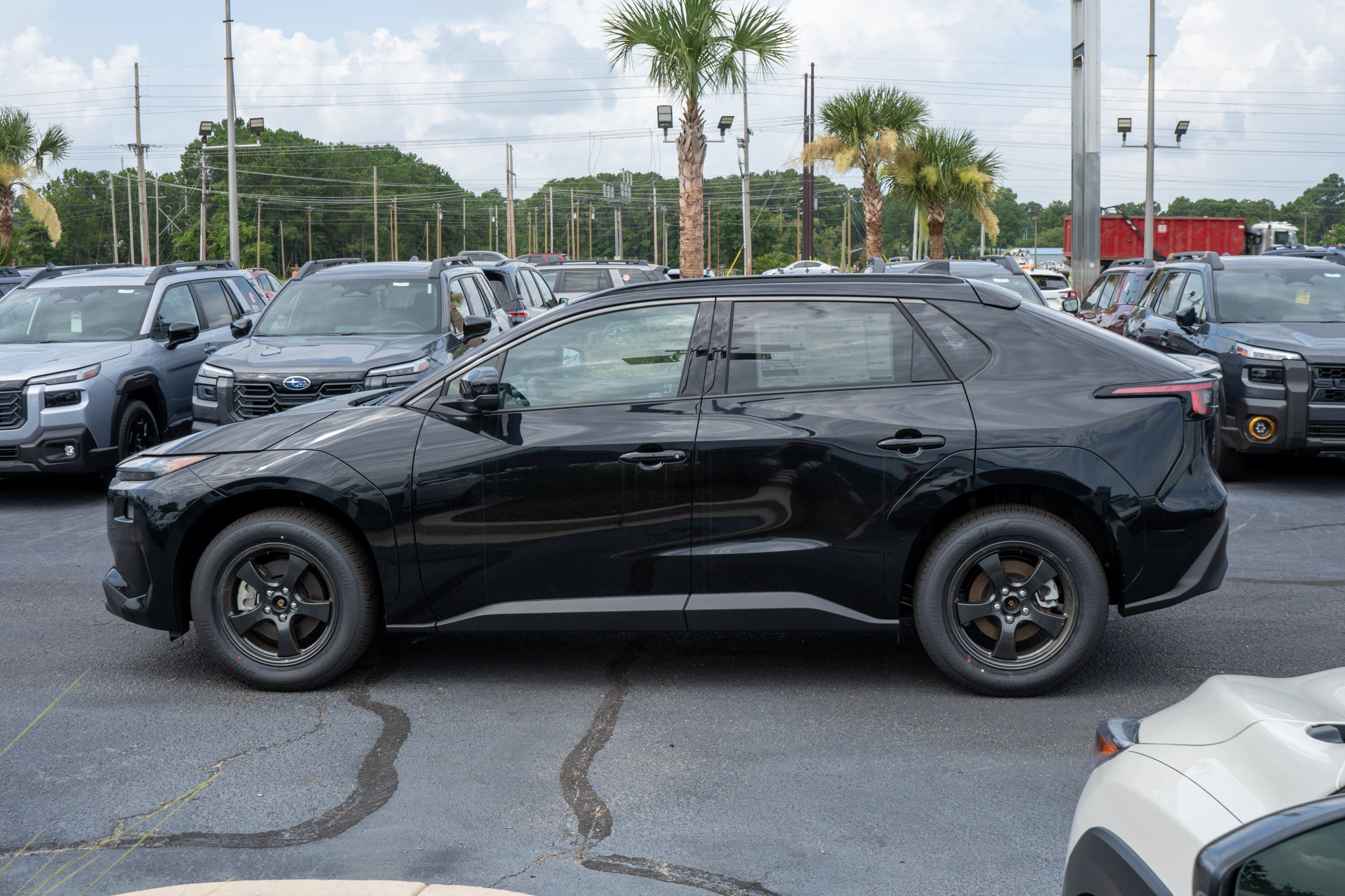 New 2026 Subaru Solterra w/ Premium Convenience Package AWD/4WD image 6
