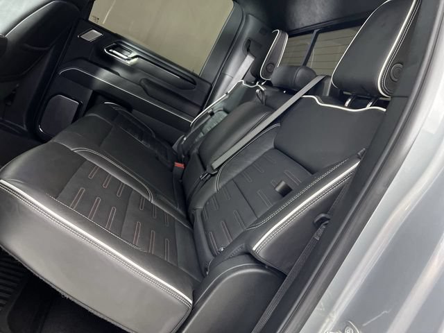 Used 2024 GMC Sierra 2500 AT4X AWD/4WD image 26