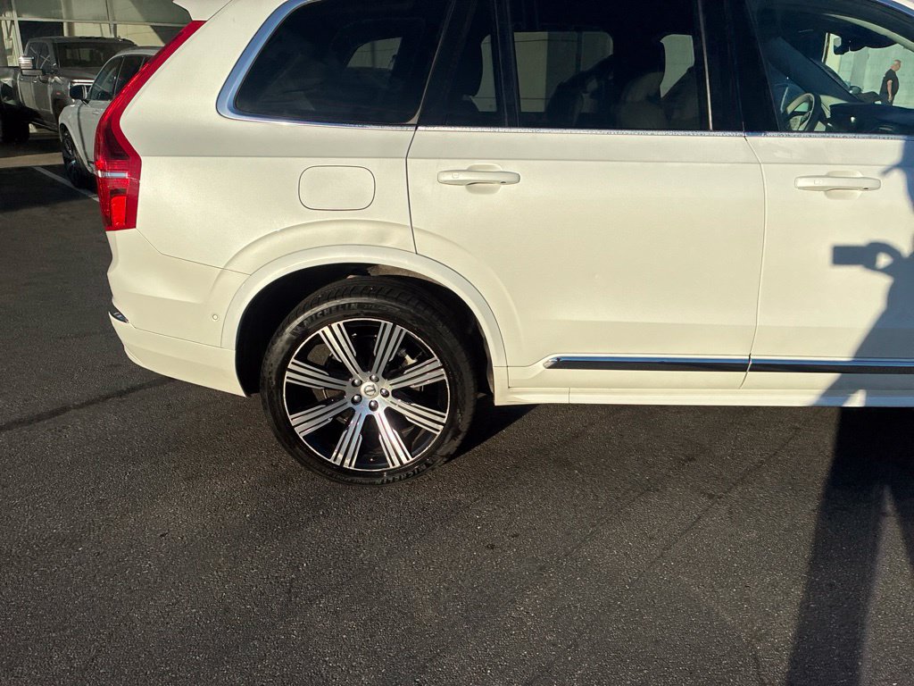 Used 2024 Volvo XC90 B6 Plus AWD/4WD image 3
