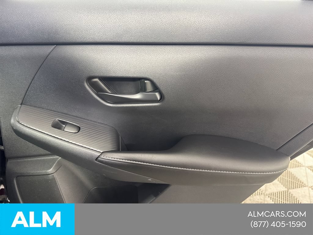 Used 2024 Nissan Sentra SV FWD image 19
