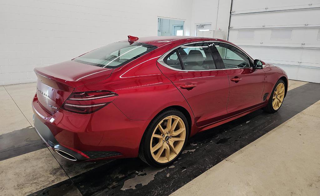 Used 2023 Genesis G70 3.3T image 4