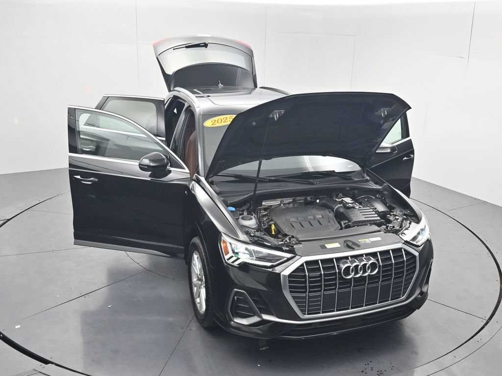 Used 2025 Audi Q3 2.0T Premium AWD/4WD image 51