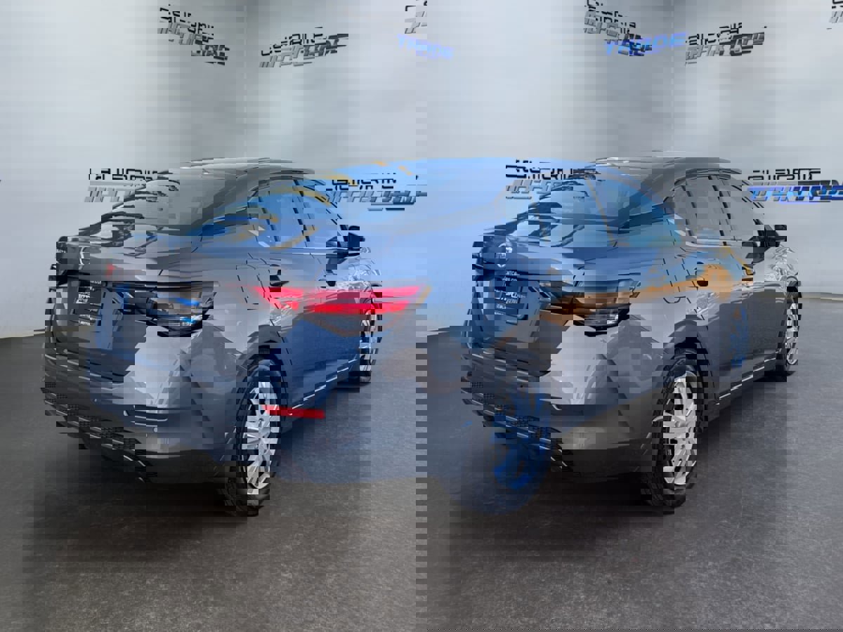 Used 2020 Nissan Sentra S image 5