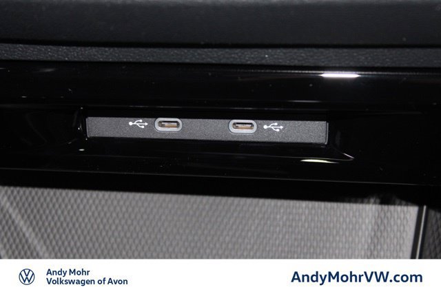 New 2026 Volkswagen GTI SE FWD image 28