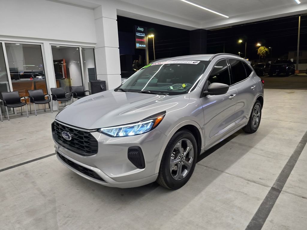 Used 2023 Ford Escape ST-Line w/ Tech Pack #1 image 2