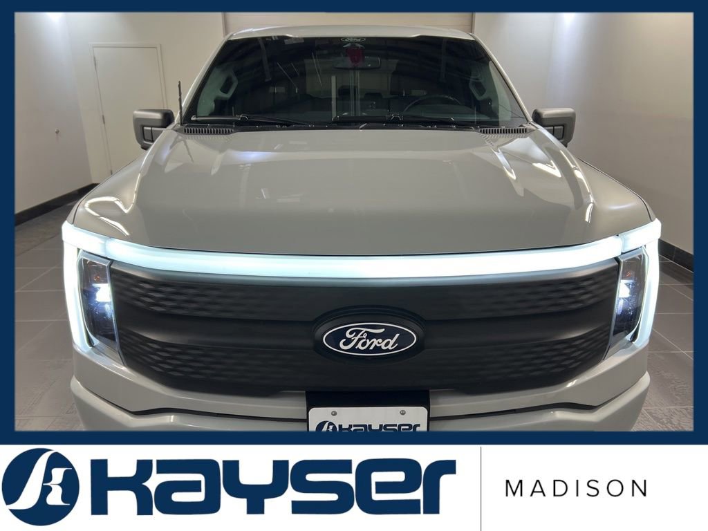Used 2024 Ford F150 Lightning Flash w/ Max Trailer Tow Package image 2