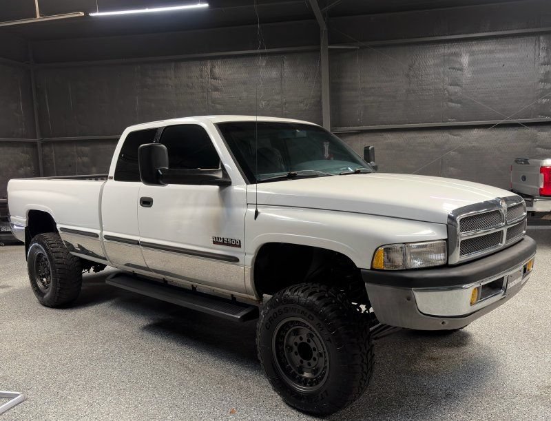 Used 1999 Dodge Ram 2500 Truck 4x4 Club Cab image 7
