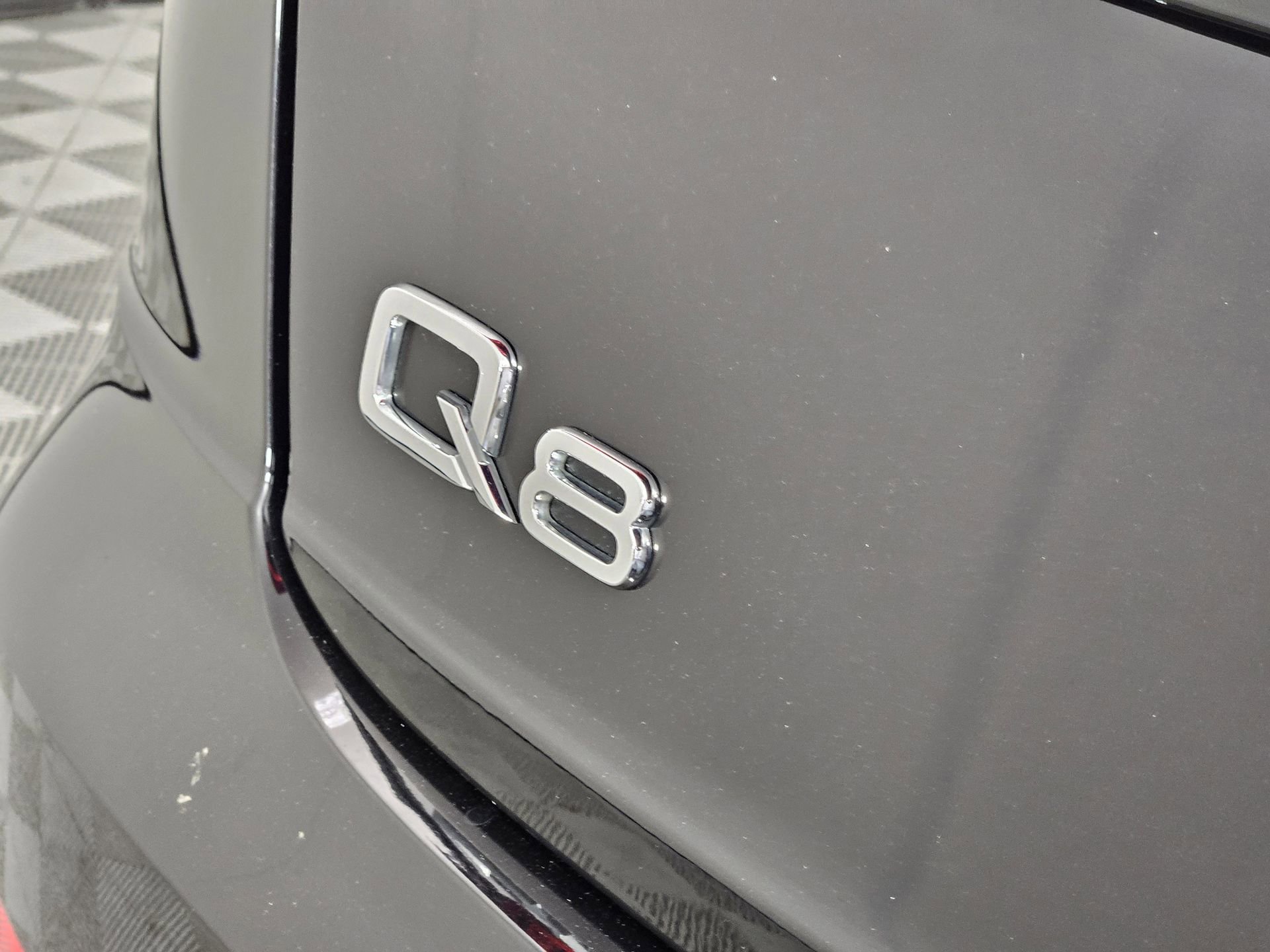 Used 2020 Audi Q8 Premium Plus w/ Premium Plus Package AWD/4WD image 11