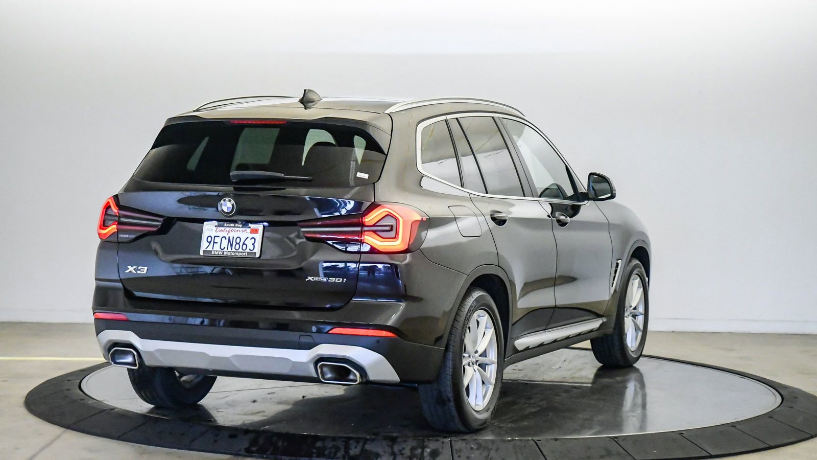 Certified 2023 BMW X3 xDrive30i w/ Premium Package w/ZPA image 5