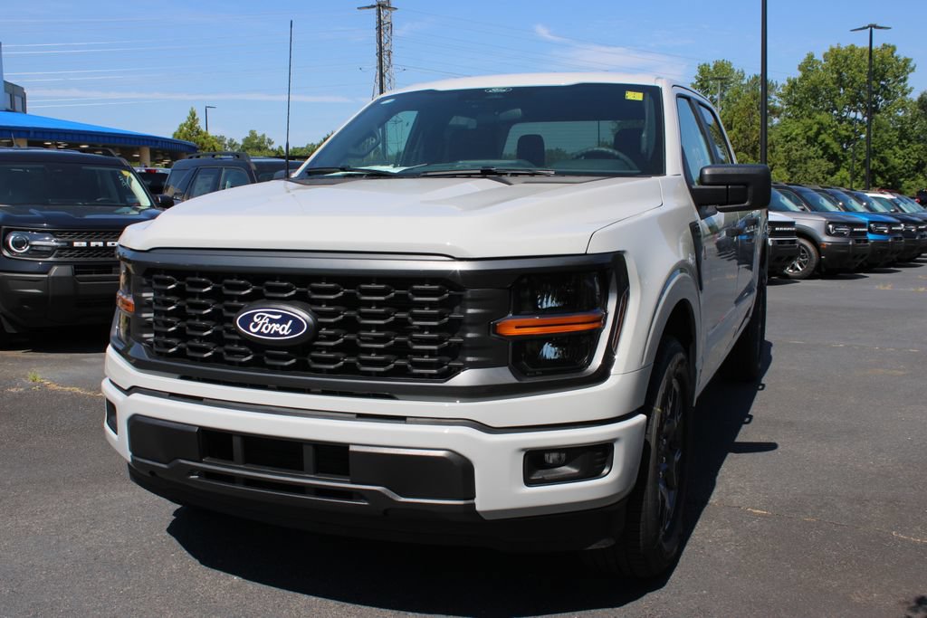 New 2026 Ford F150 STX w/ Equipment Group 200A RWD image 17