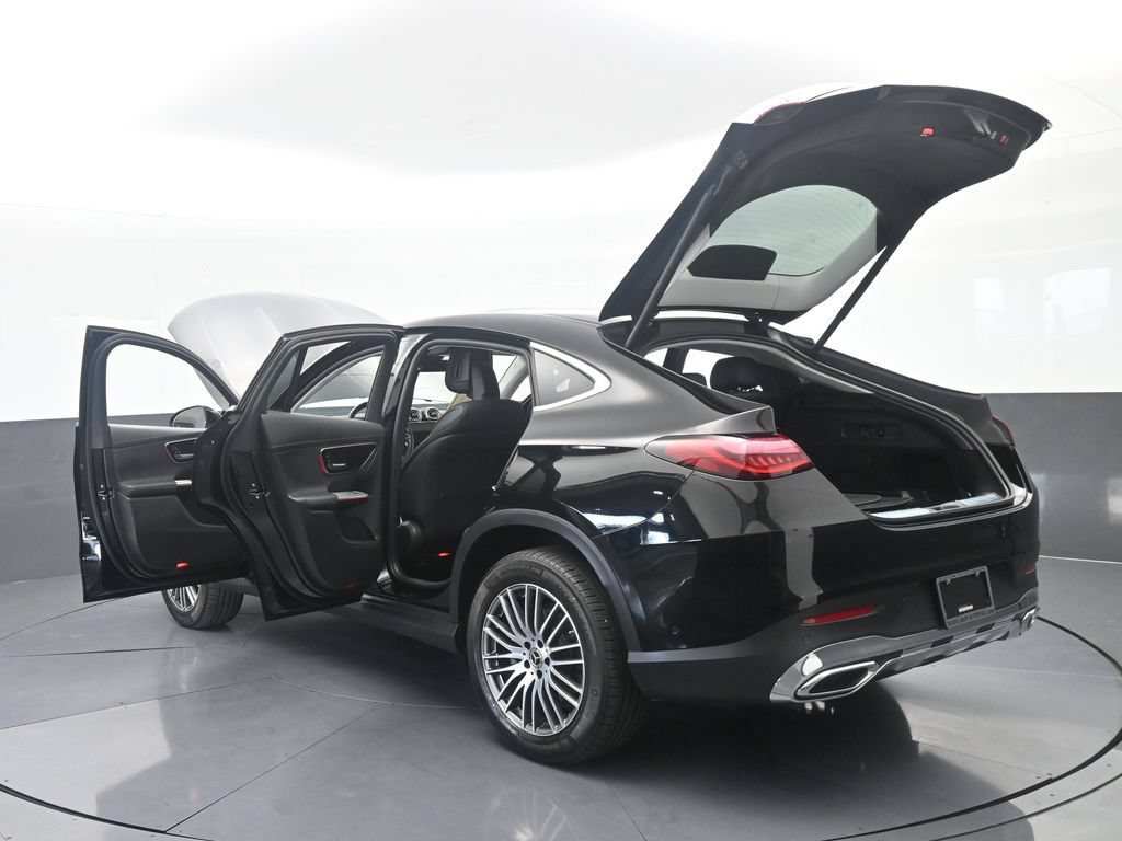 Used 2025 Mercedes-Benz GLC 300 4MATIC image 77