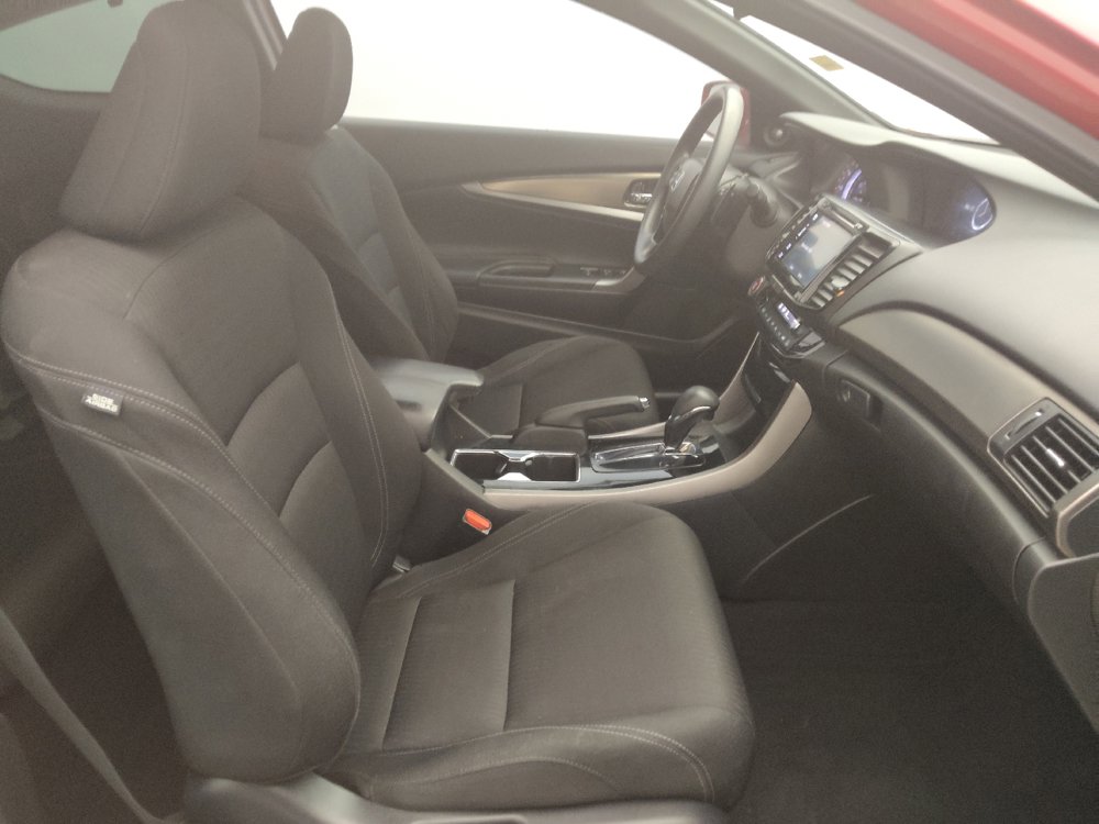Used 2016 Honda Accord EX image 21