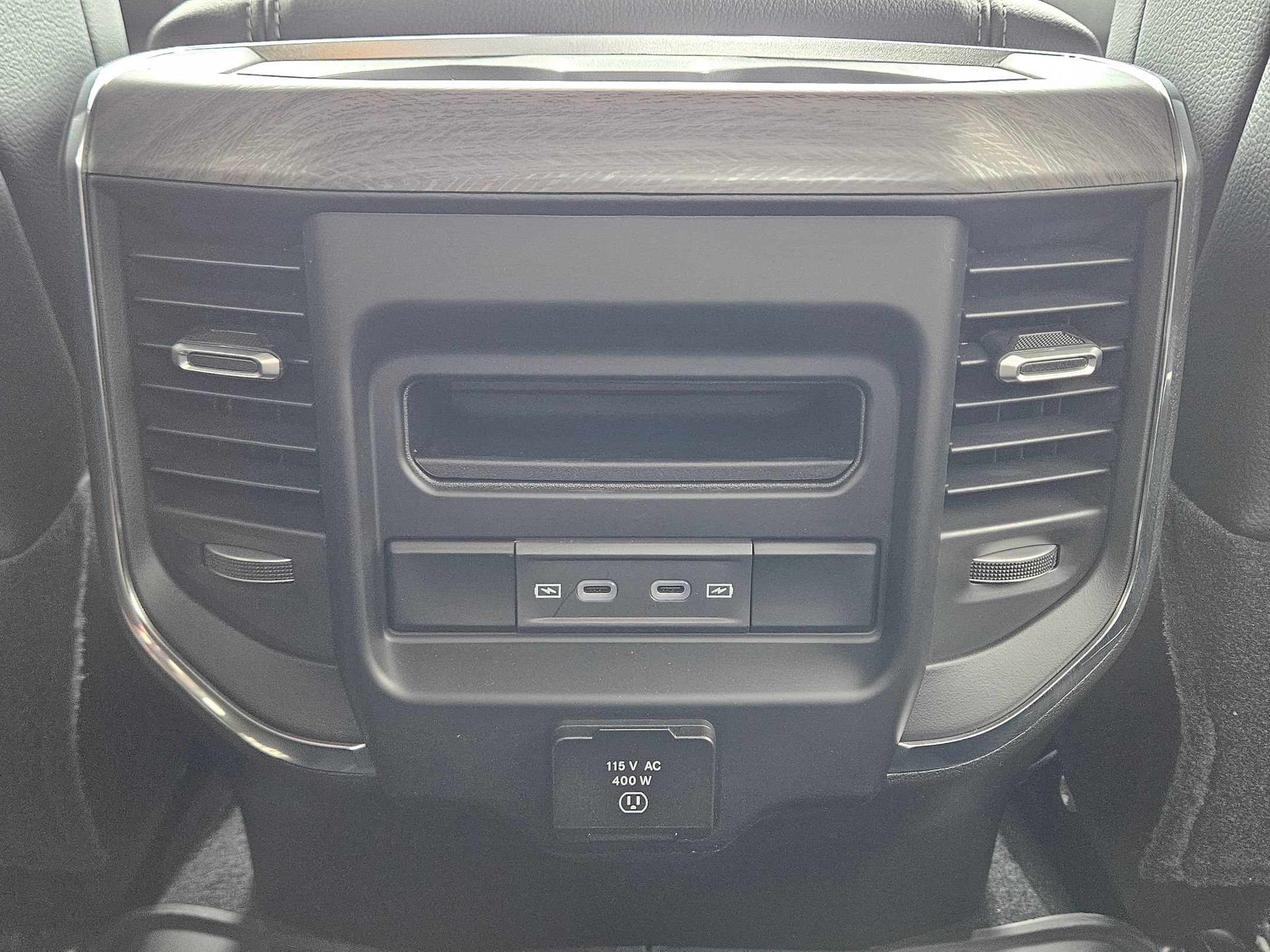 New 2026 RAM 2500 Laramie w/ Sport Appearance Package AWD/4WD image 24