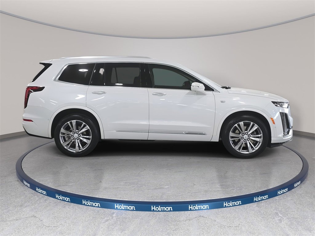 Used 2023 Cadillac XT6 Premium Luxury w/ Technology Package image 5