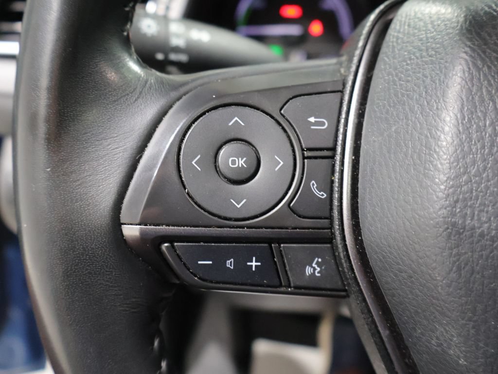 Used 2023 Toyota Camry SE w/ Audio Upgrade Package FWD image 35