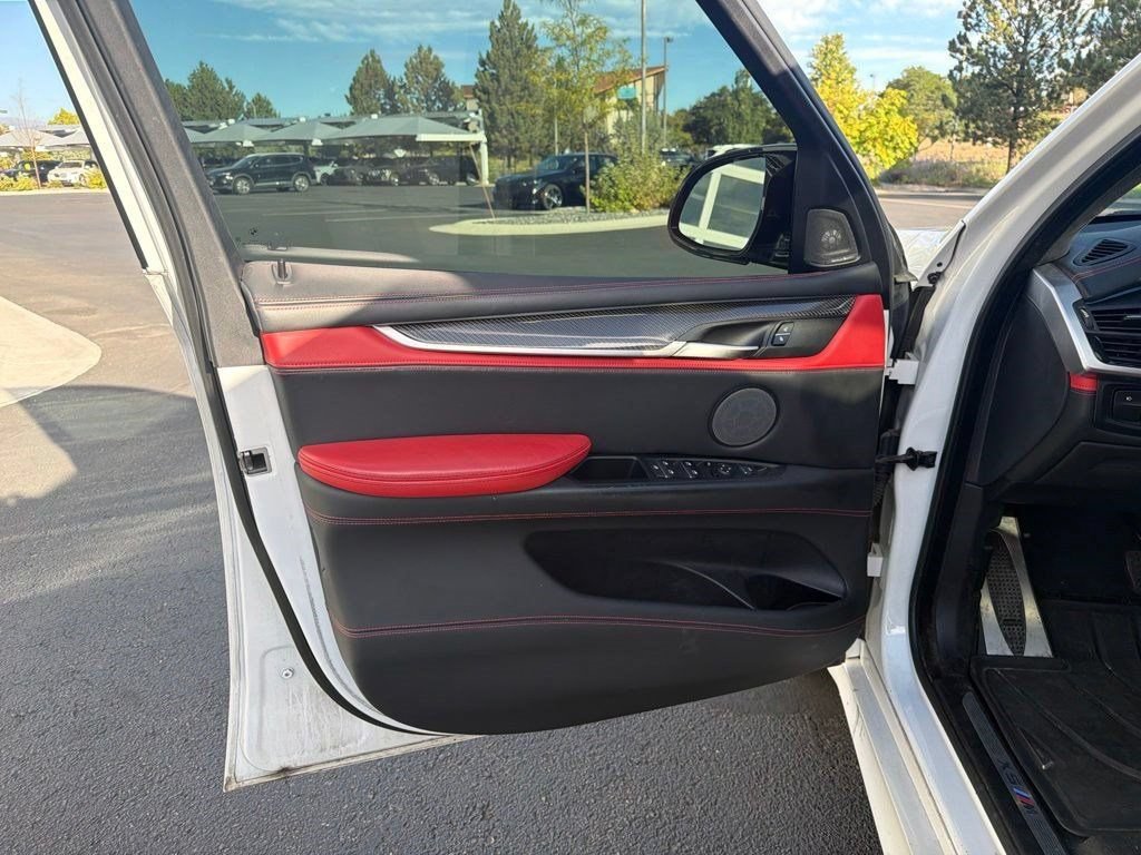 Used 2018 BMW X5 M AWD/4WD image 9