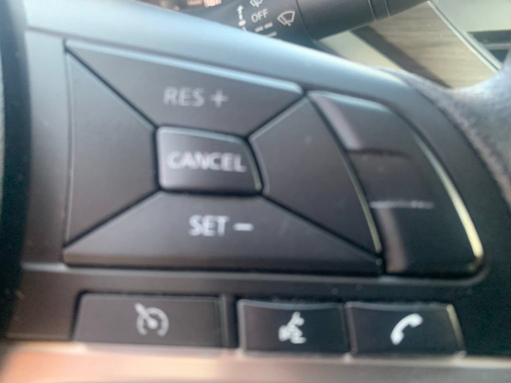 Used 2025 Nissan Altima 2.5 SV FWD image 17