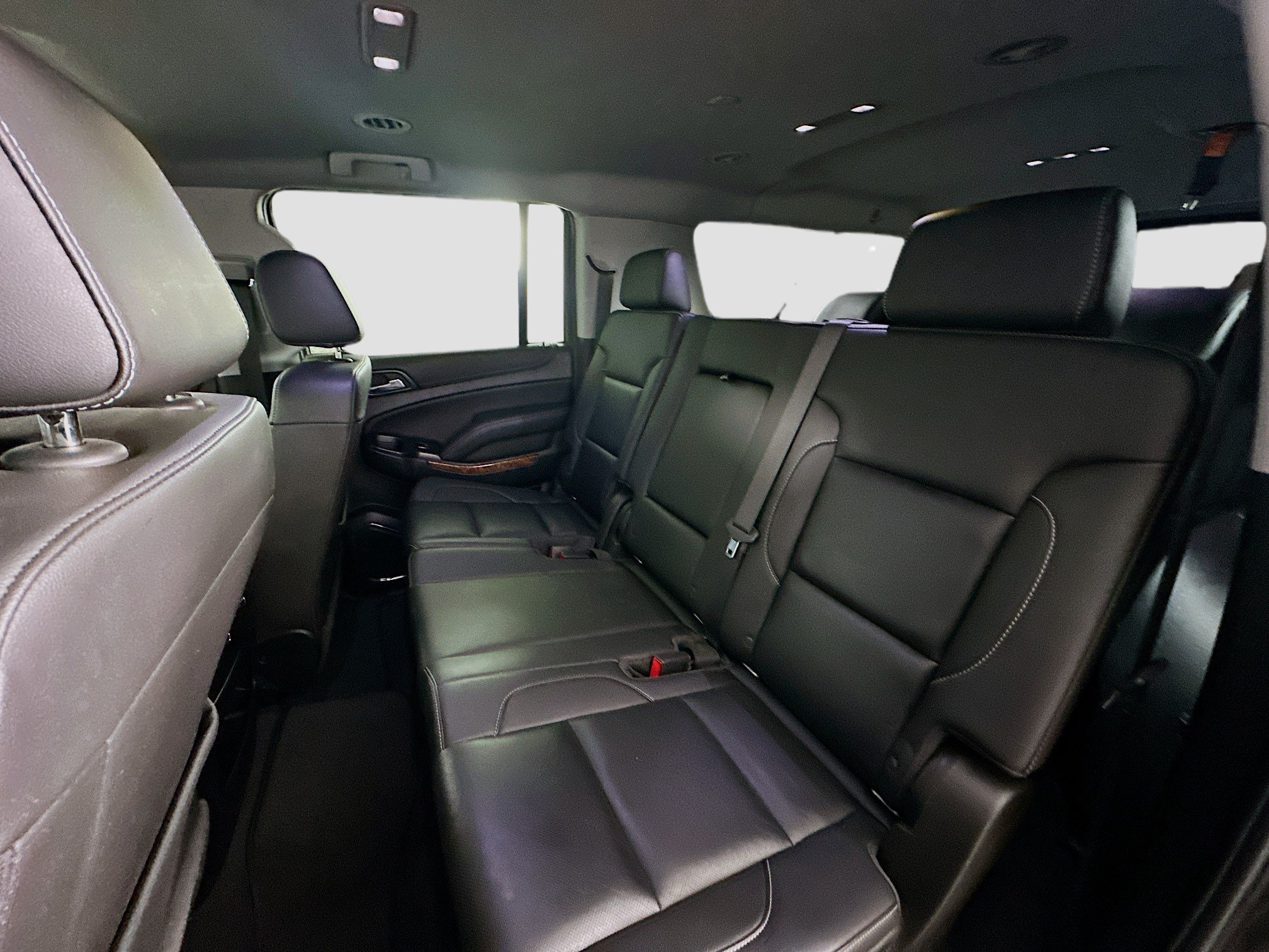 Used 2019 Chevrolet Suburban Premier w/ RST 6.2L Performance Edition AWD/4WD image 27