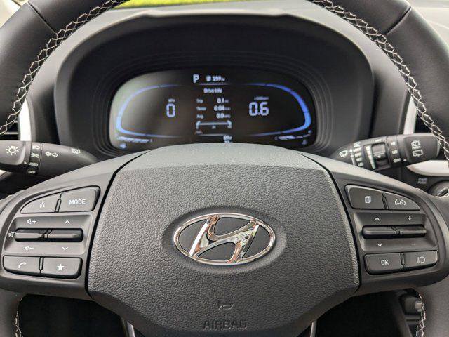 New 2025 Hyundai Venue Limited image 19