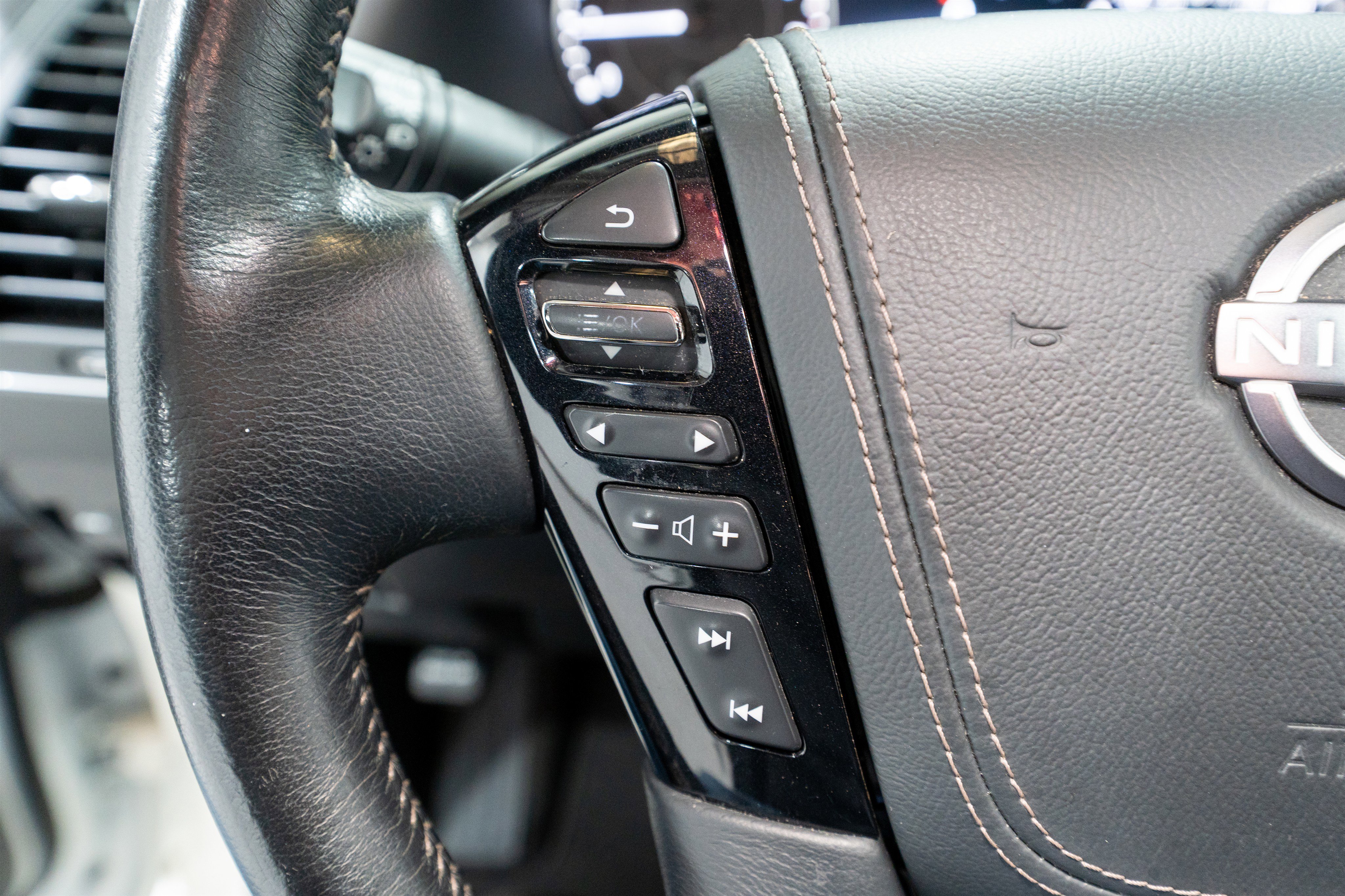 Used 2023 Nissan Armada Platinum w/ Captain's Chairs Package image 30