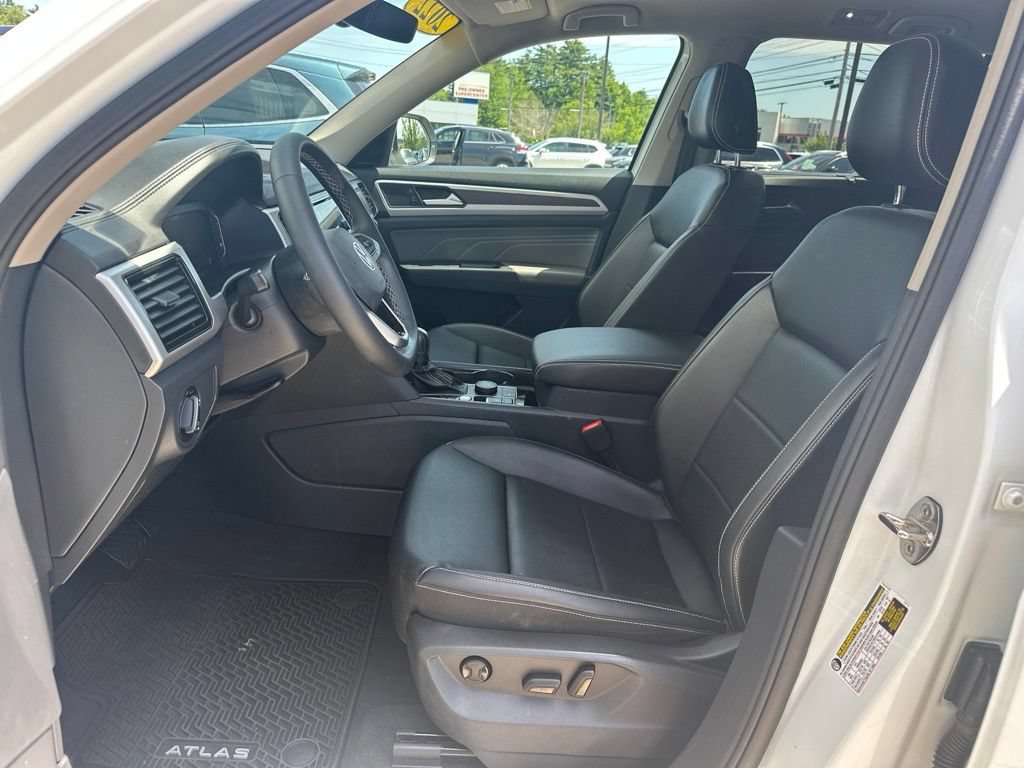 Used 2022 Volkswagen Atlas SE AWD/4WD image 11