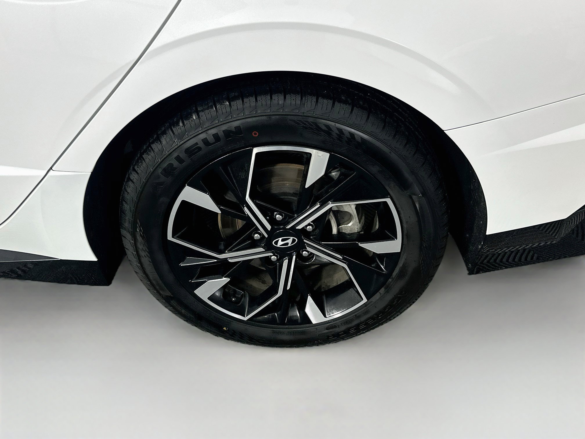 Used 2025 Hyundai Sonata SEL FWD image 11