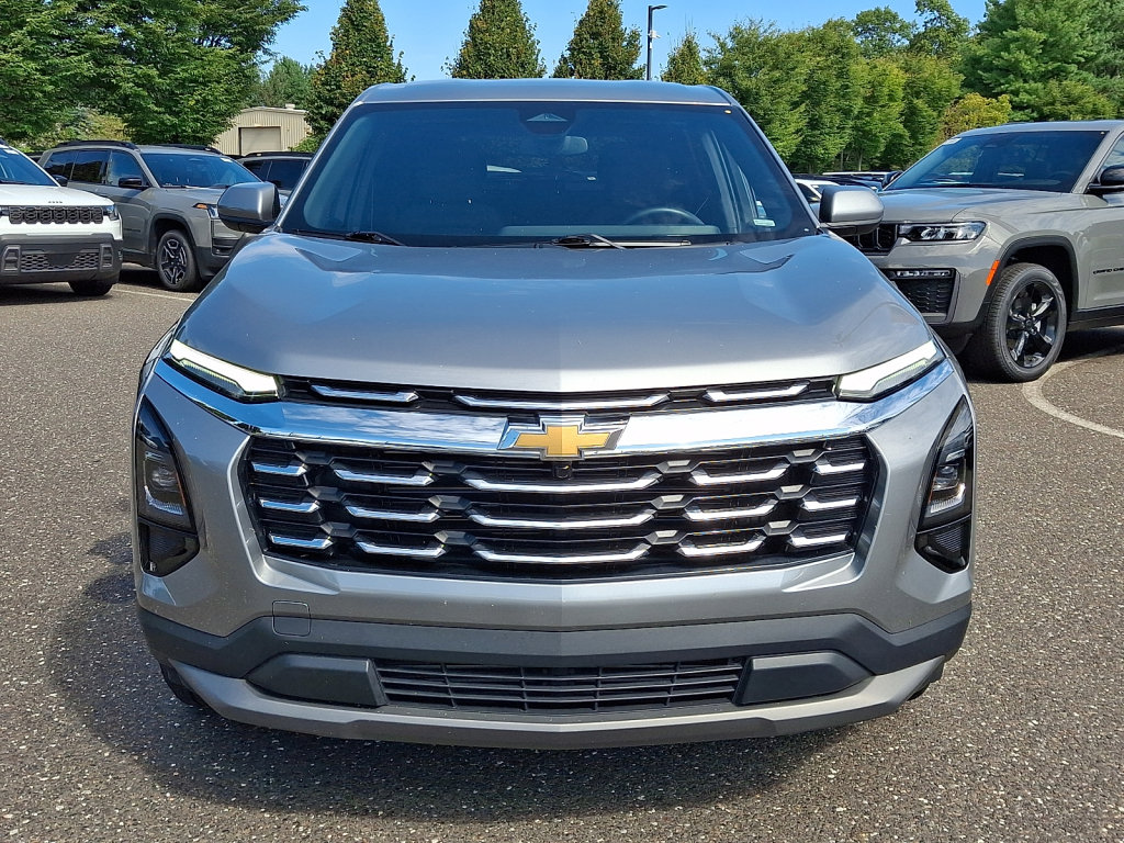 Used 2026 Chevrolet Equinox LT AWD/4WD image 8