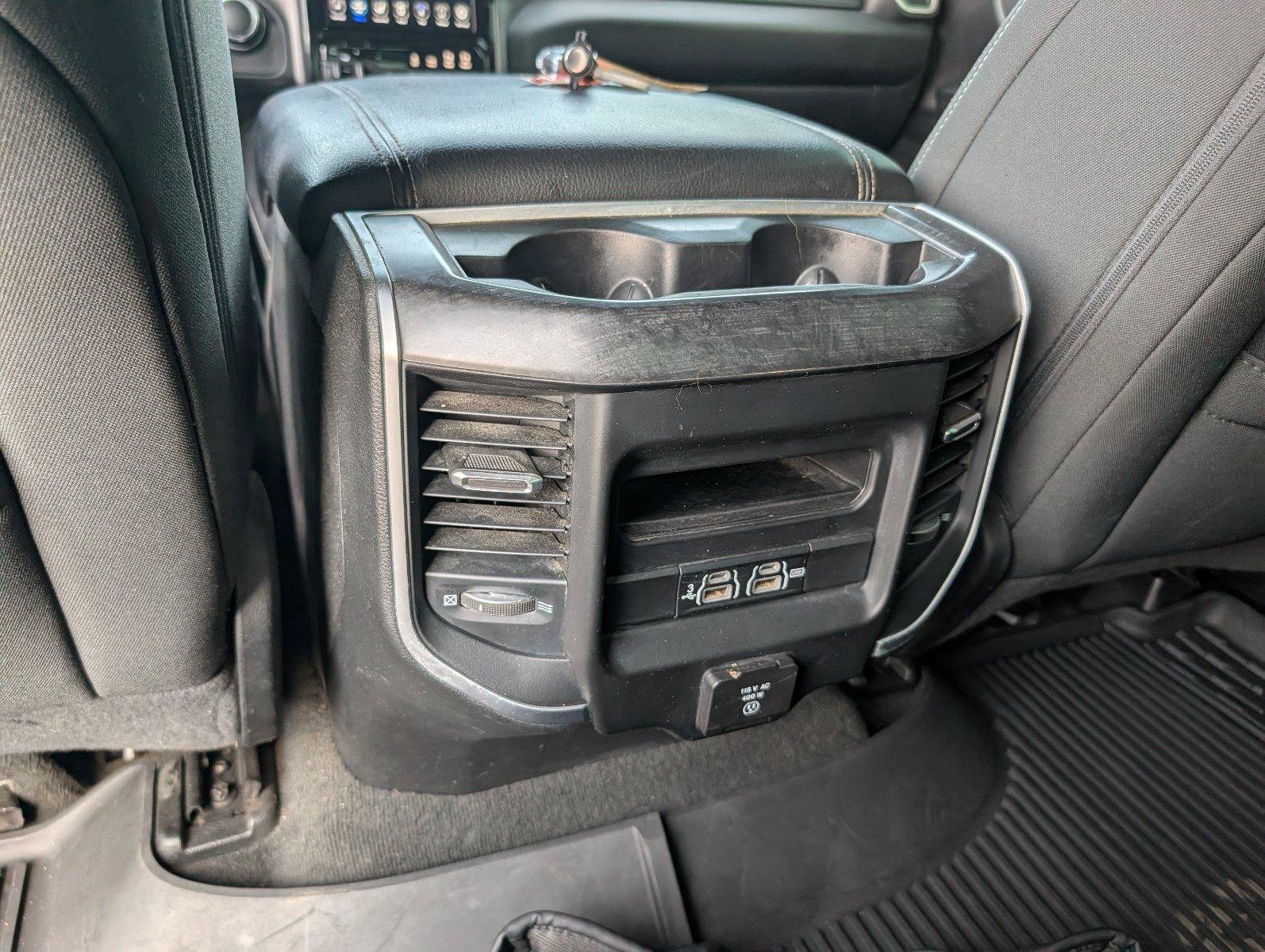 Used 2020 RAM 1500 Big Horn AWD/4WD image 30