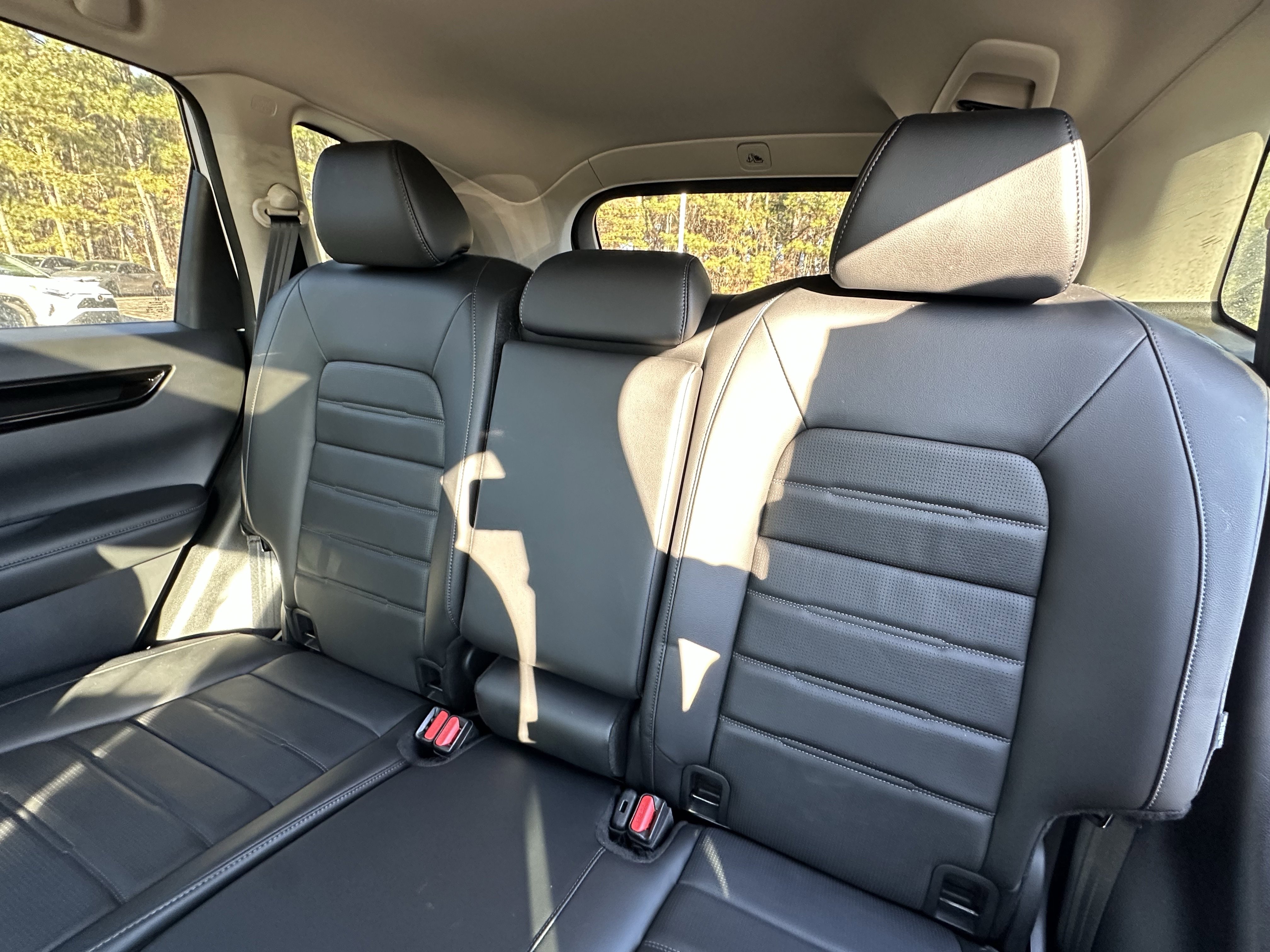 Used 2025 Honda CR-V EX-L image 10