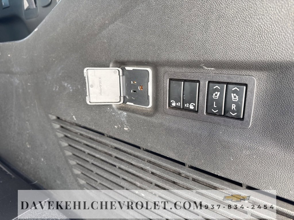 Certified 2023 Chevrolet Suburban Premier image 34