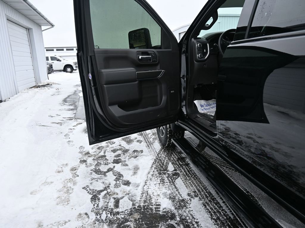 Used 2023 GMC Sierra 3500 AT4 w/ AT4 Premium Plus Package image 26