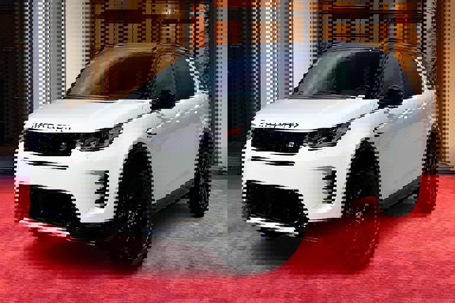New 2025 Land Rover Discovery Sport Dynamic SE