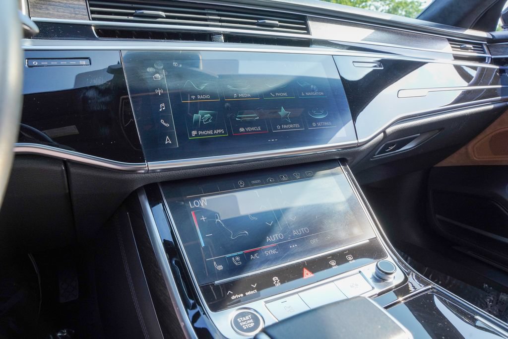 Used 2021 Audi A8 L 4.0T w/ Luxury Package AWD/4WD image 19