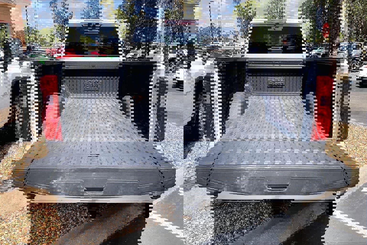 Used 2023 Chevrolet Silverado 3500 High Country image 34