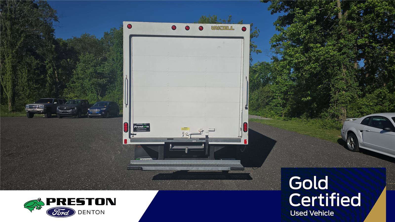 Used 2024 Ford E-450 and Econoline 450 Super Duty w/ Power Windows & Locks Group RWD image 6
