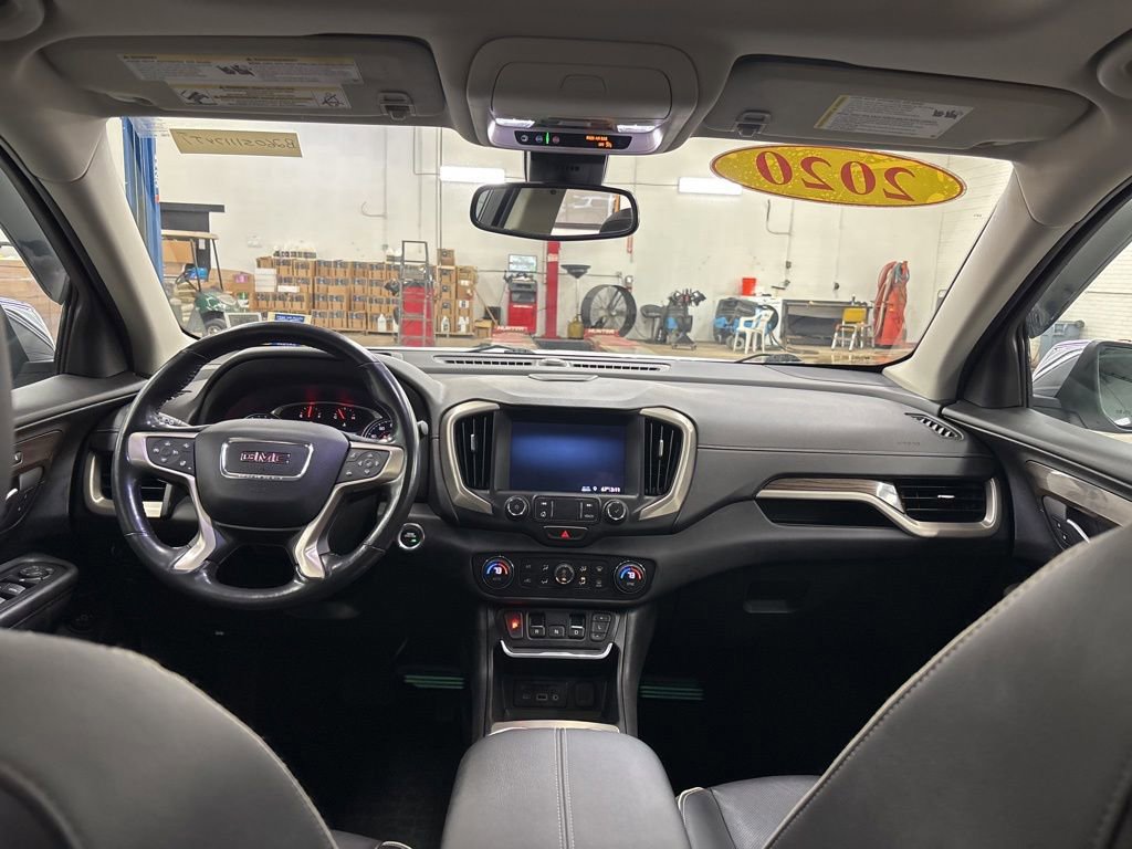 Used 2020 GMC Terrain Denali w/ Denali Premium Package AWD/4WD image 17