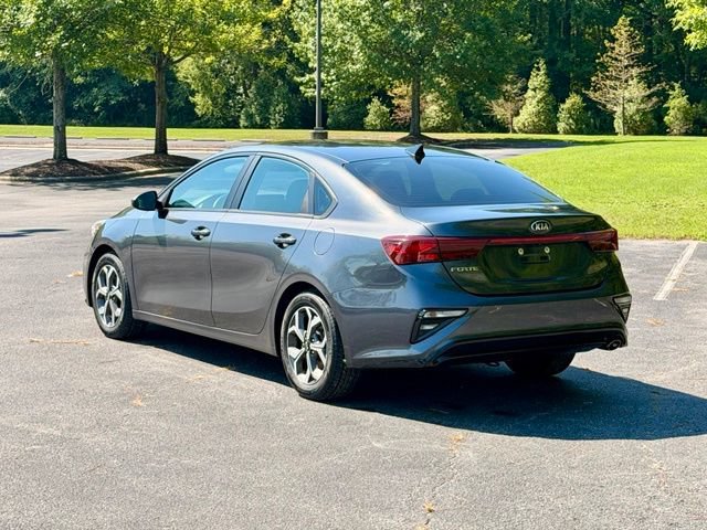 Used 2021 Kia Forte LXS FWD image 5